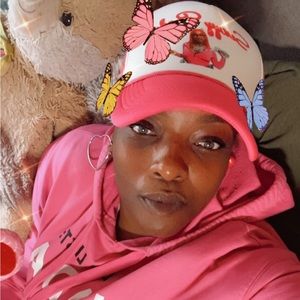 Meet your Posher, Babee